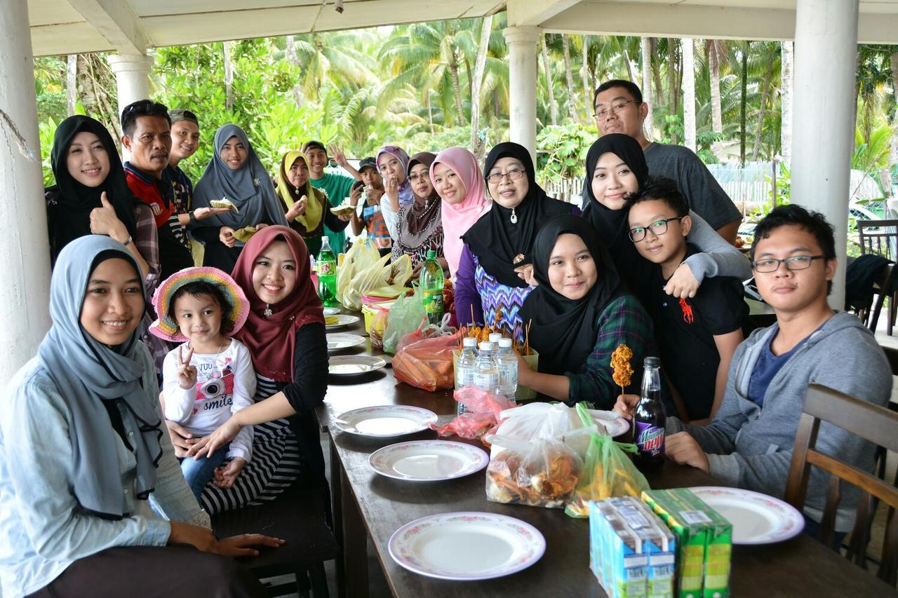 Pandan Beach Homestay Kampong Pandan Exteriör bild